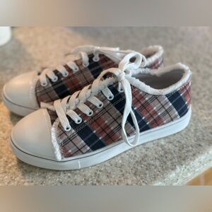Plaid Sneakers 7.5 only worn once!